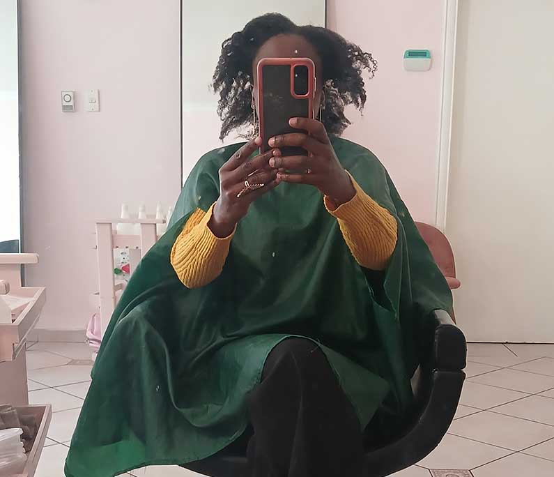 African lady at salon